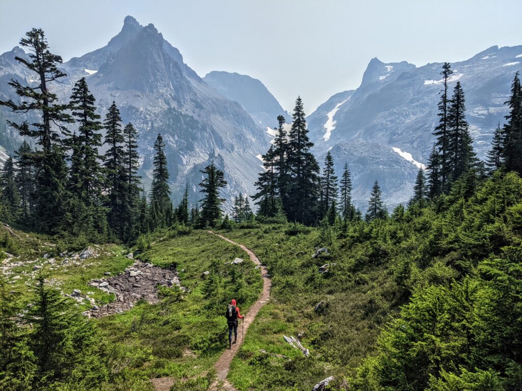 Hike to Jade Lake in Washington