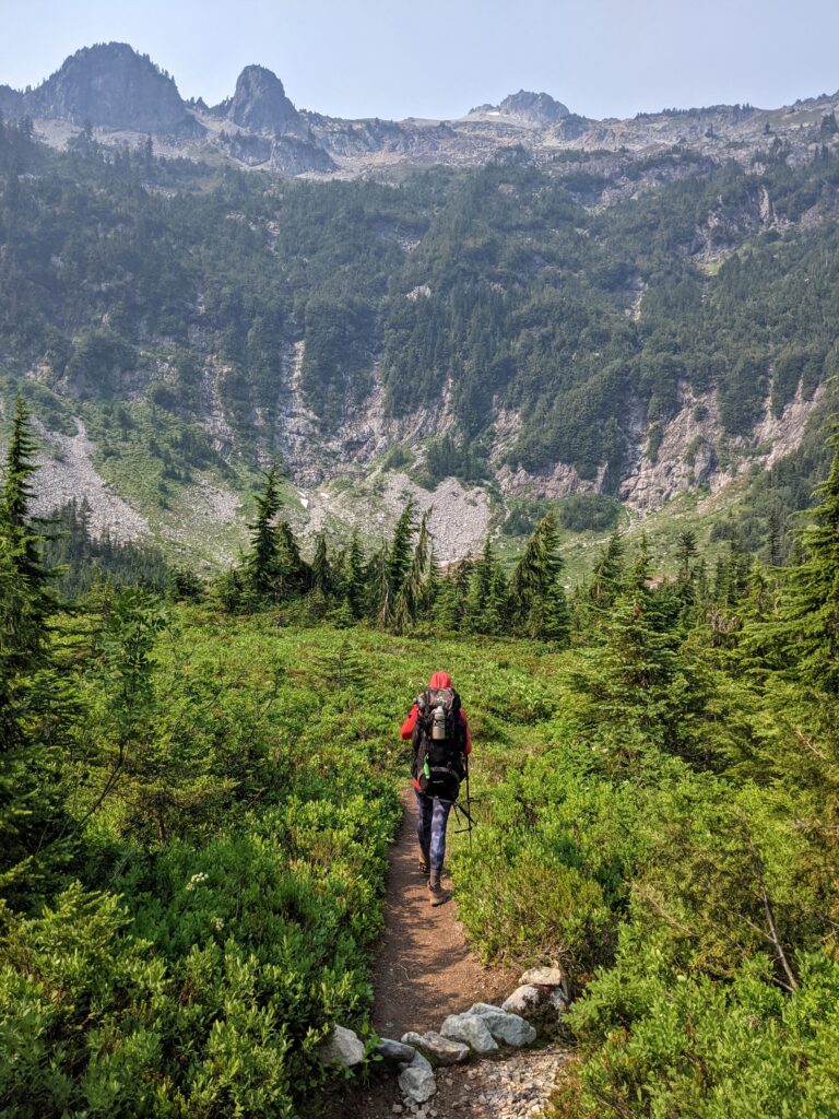 Trail to Jade Lake